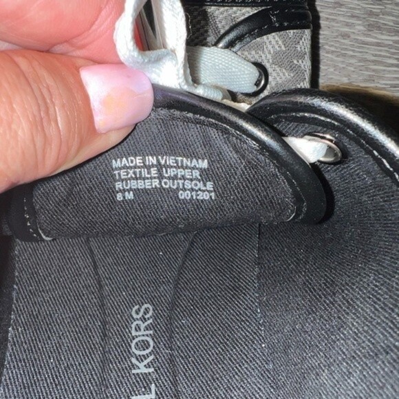 Michael Kors MK City Sneaker MONOGRAM Graphite Black Grey Lace Up Shoe size 8 - Picture 4 of 9